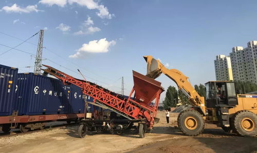 暑往秋來(lái)，平邑站以真誠(chéng)裝卸服務(wù)護(hù)航運(yùn)輸大動(dòng)脈